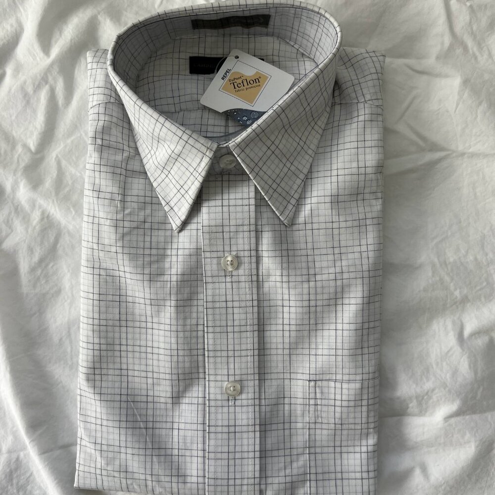 NWT Vintage Cambridge Classics Button Down Shirt